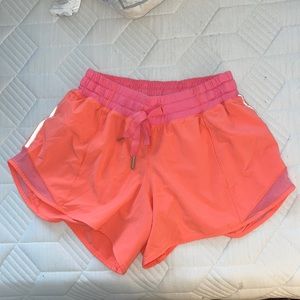 Lululemon Hotty Hot Short